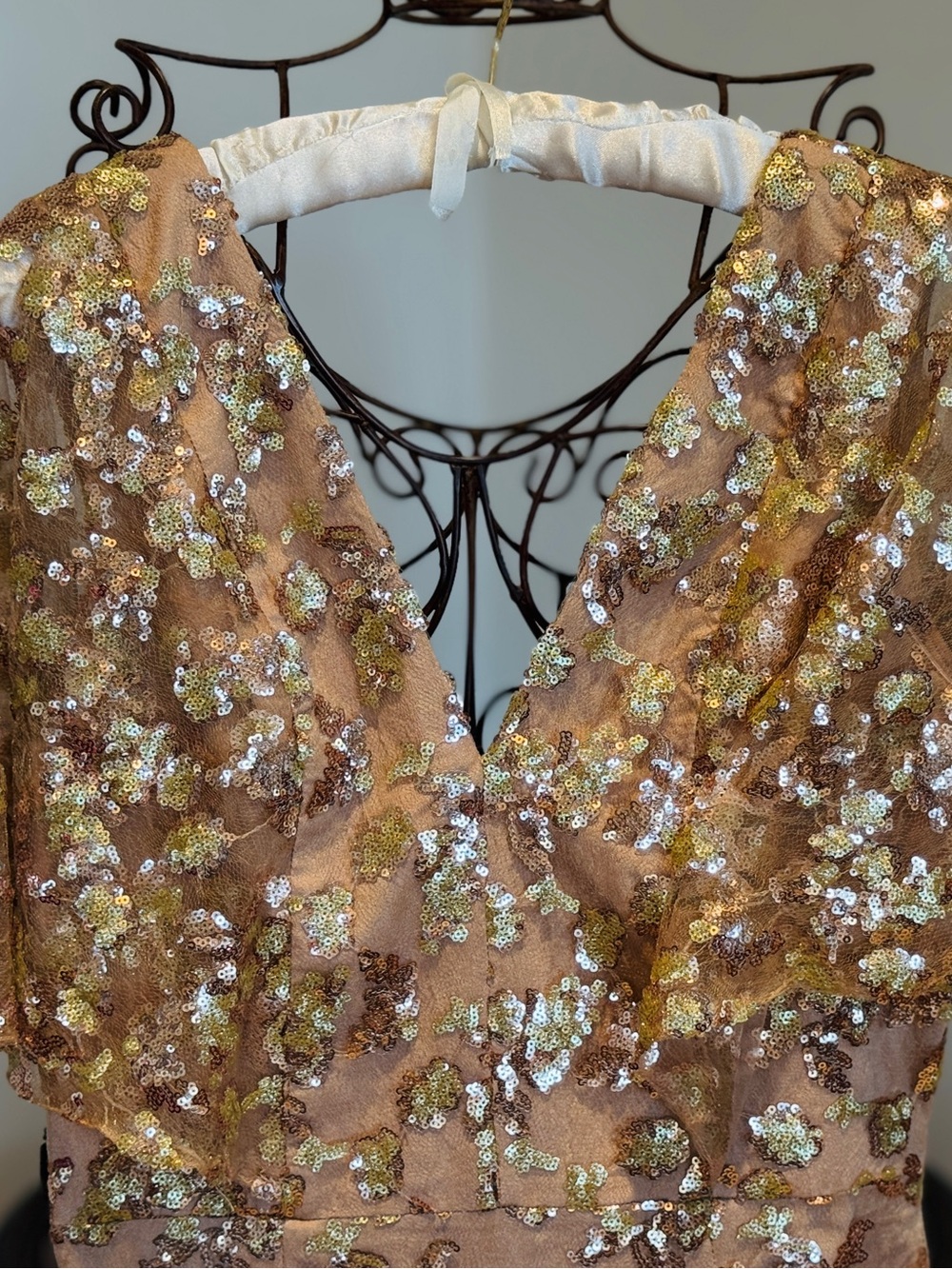 Dress the Population Sequin Blush Gold Dress - Picture 4 of 11